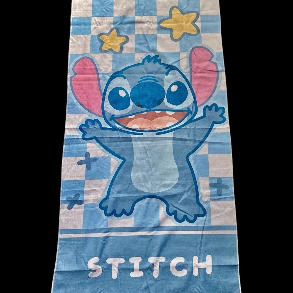 NWT-DISNEY-STITCH TOWEL